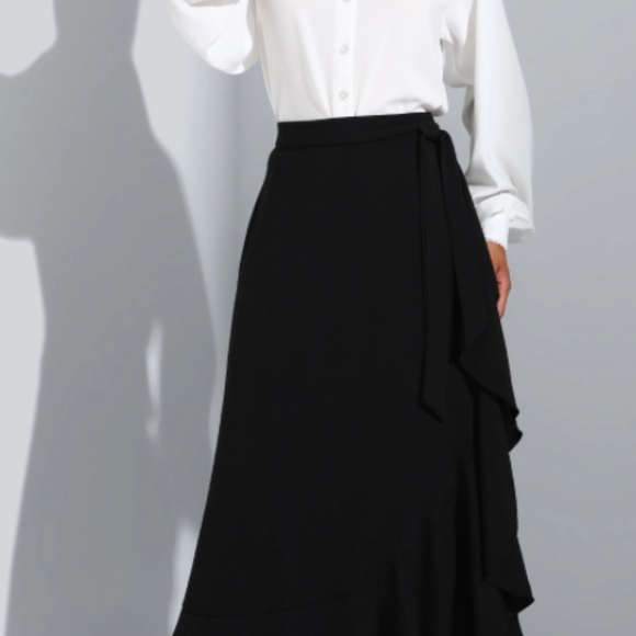 Black maxi Skirt - ruffles - Picture 3 of 3